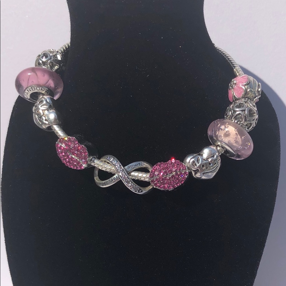 PANDORA ‘Family Forever Infinity ‘ Bracelet